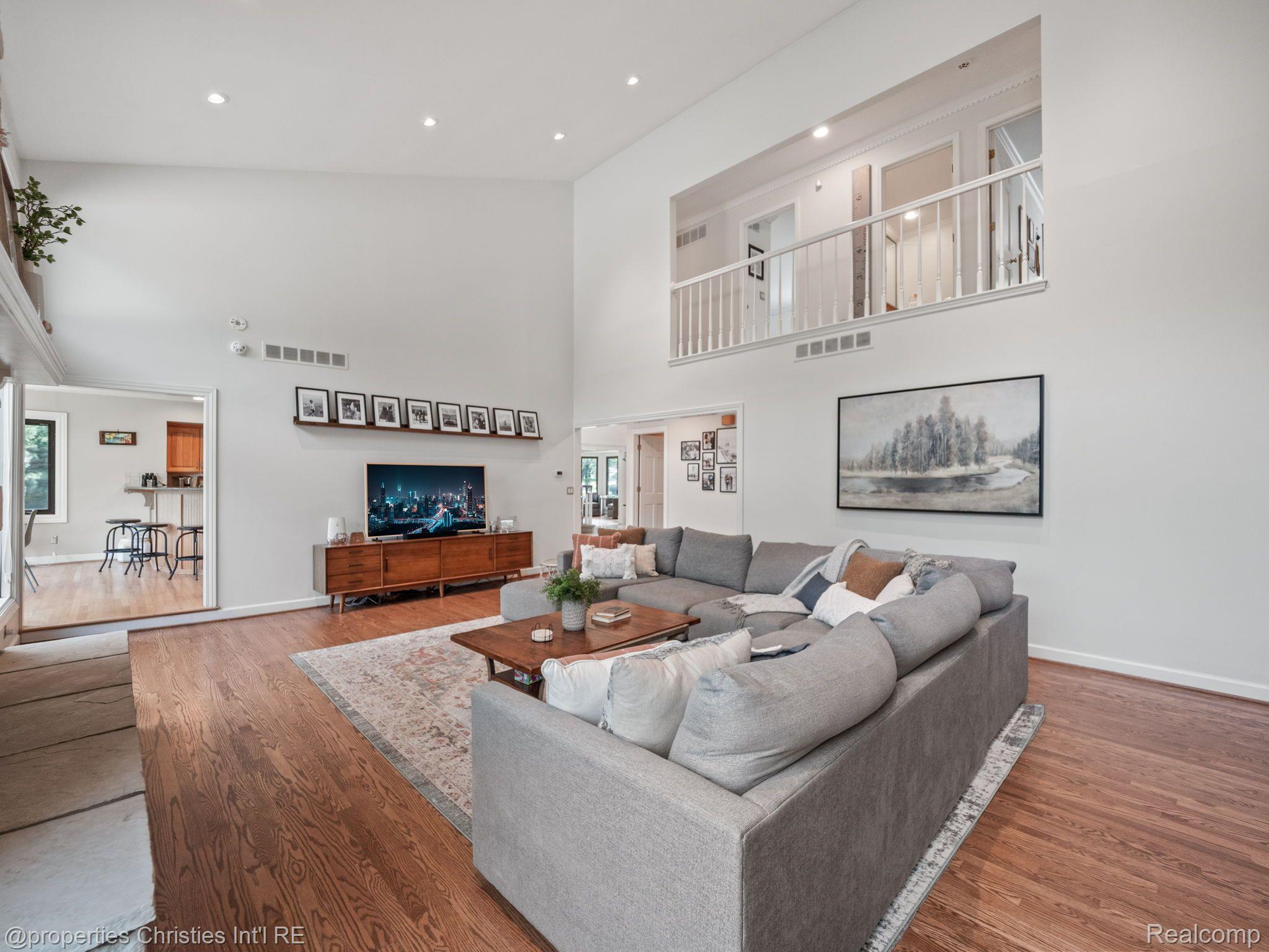 5635 PAINT VALLEY Drive