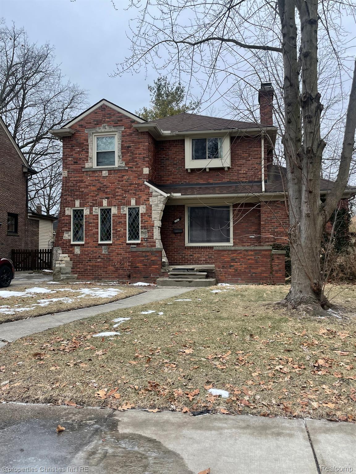 1367 BISHOP Road