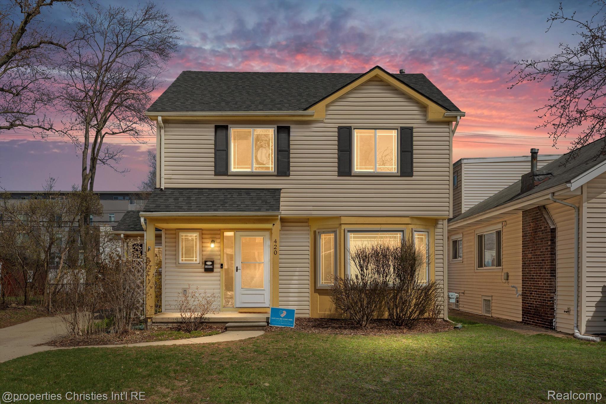 420 W TROY Street