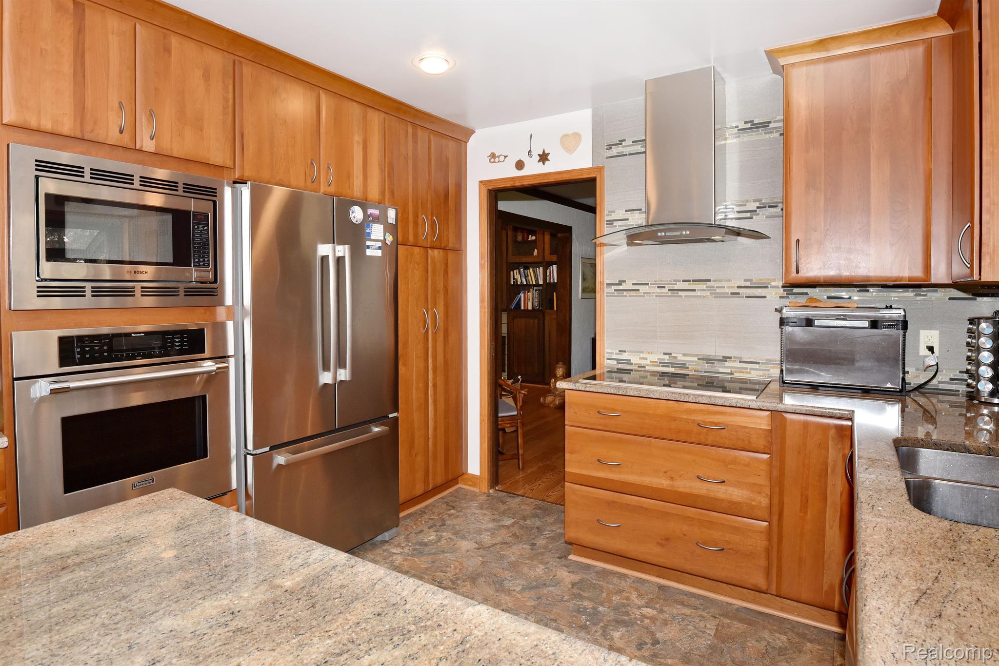 28107 NEW BEDFORD Drive