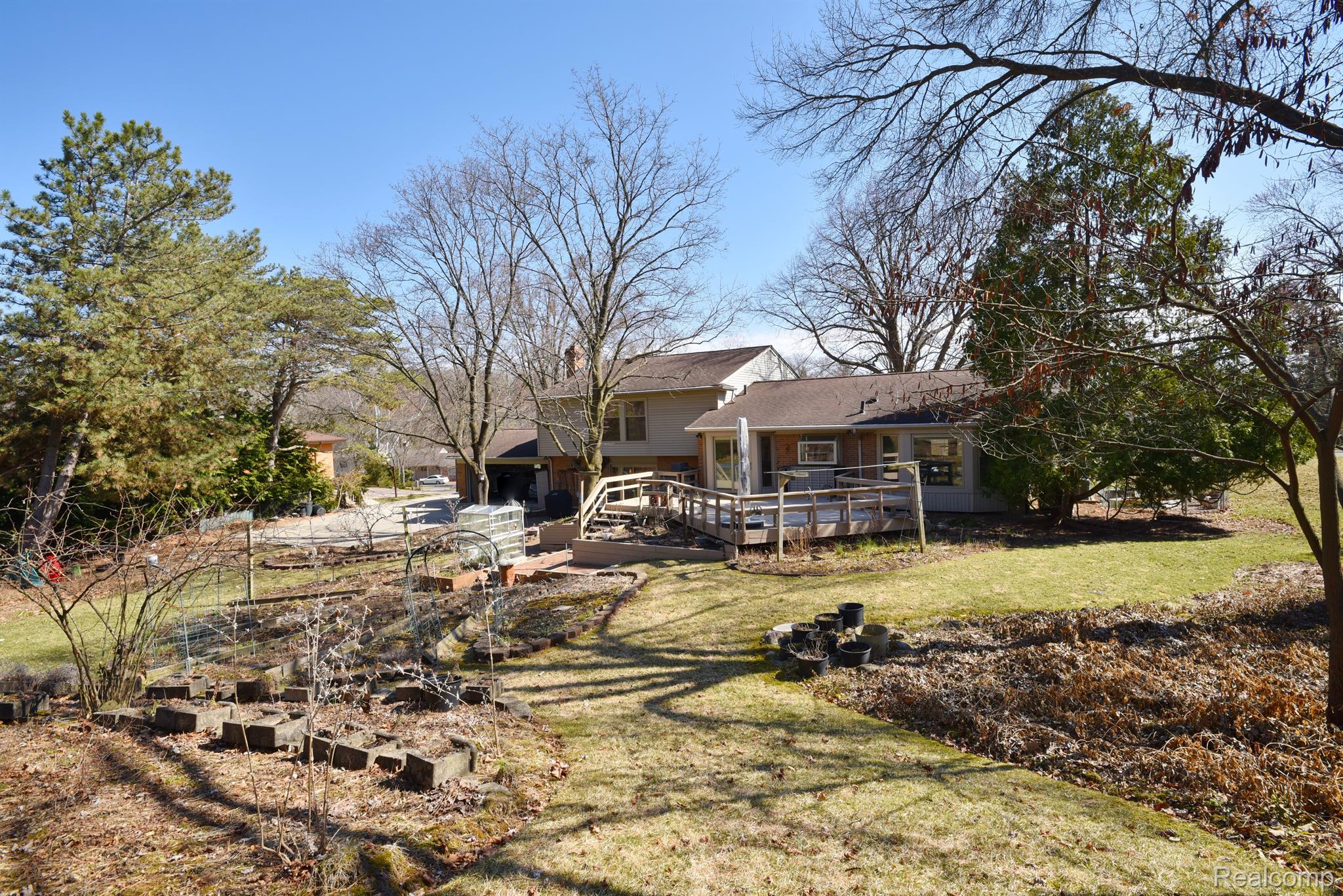 28107 NEW BEDFORD Drive