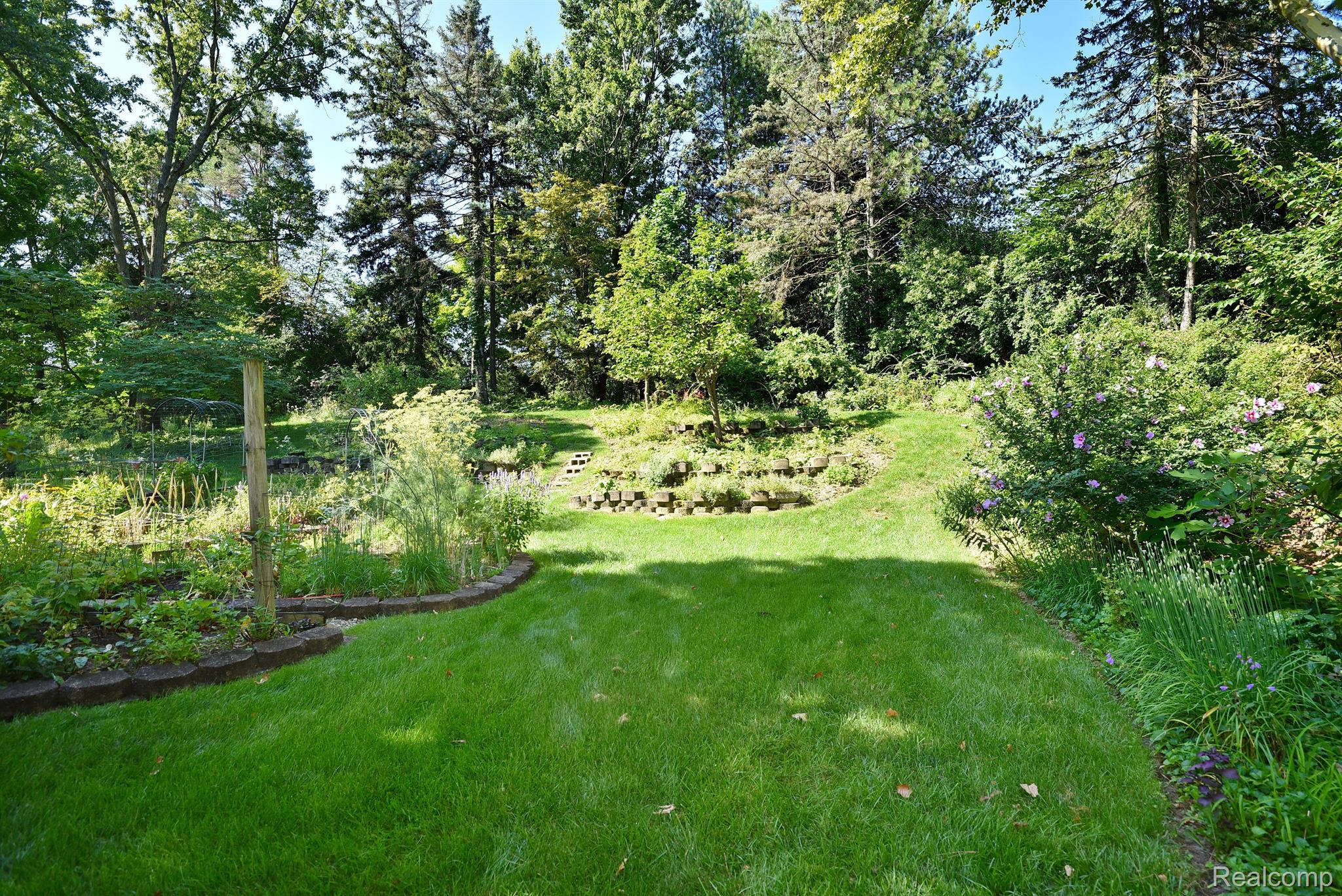 28107 NEW BEDFORD Drive