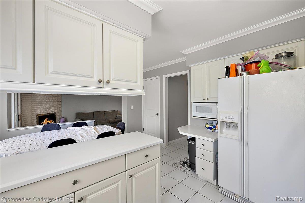 4160 Dawn Lane