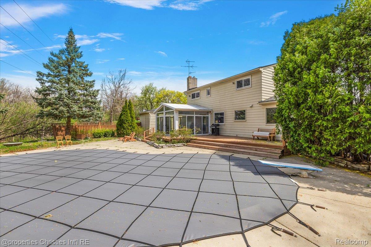 4160 Dawn Lane