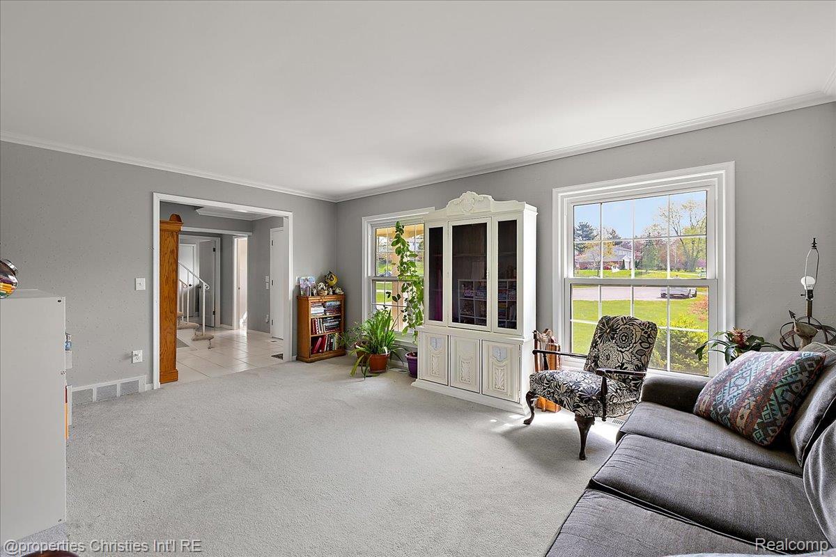 4160 Dawn Lane