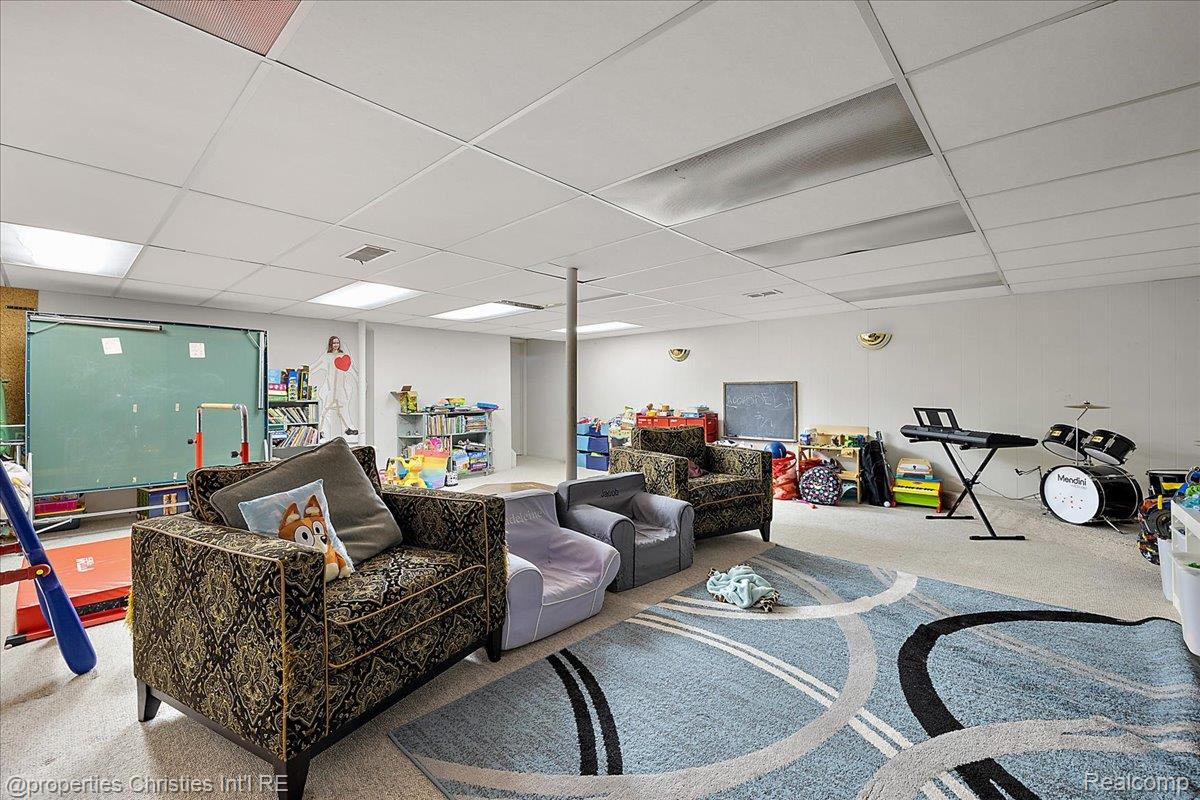 4160 Dawn Lane