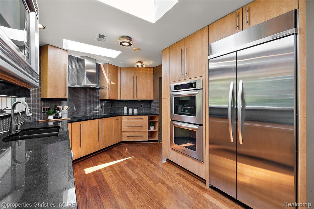 34448 Quaker Valley Road