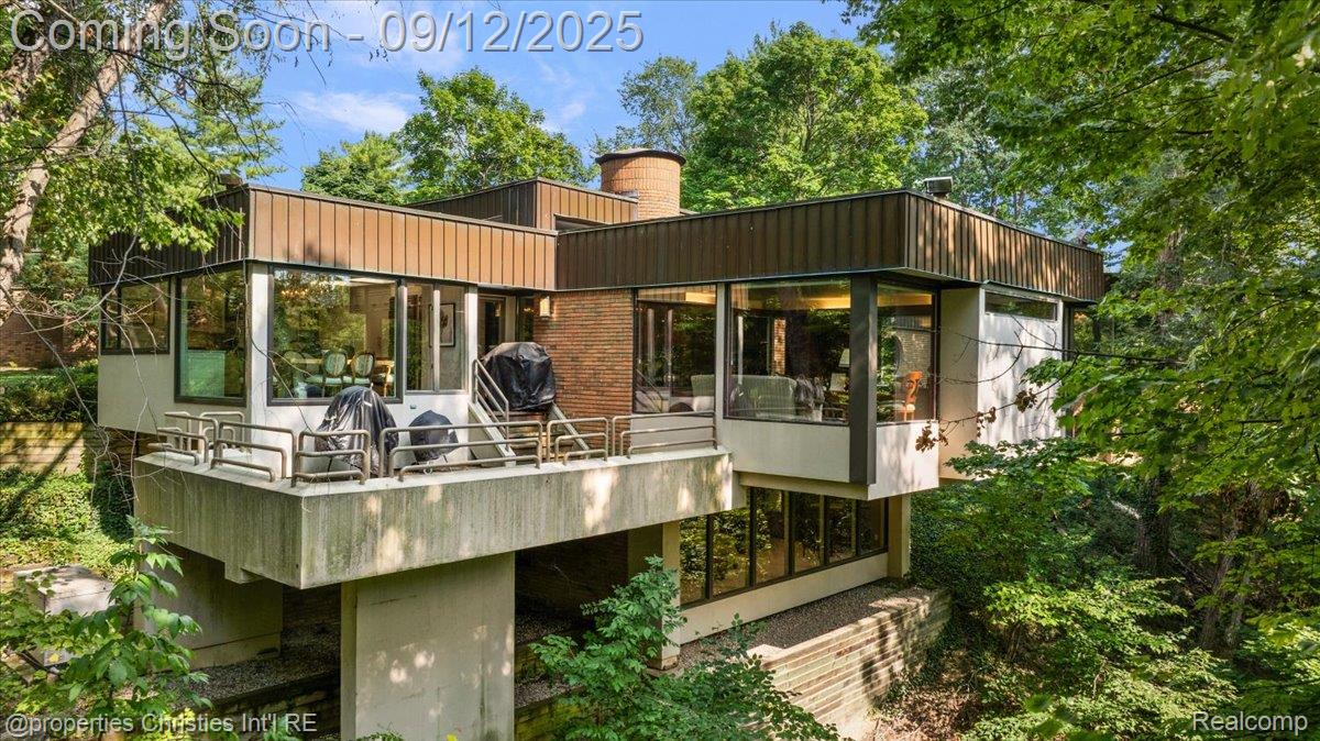 4647 Private Lake Drive