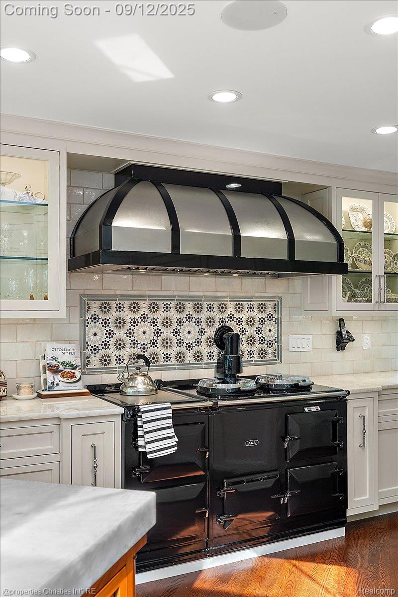 4647 Private Lake Drive