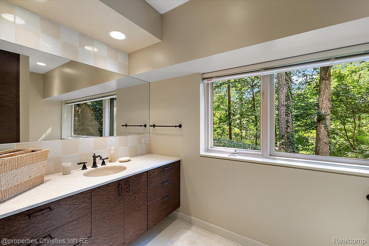 4647 Private Lake Drive