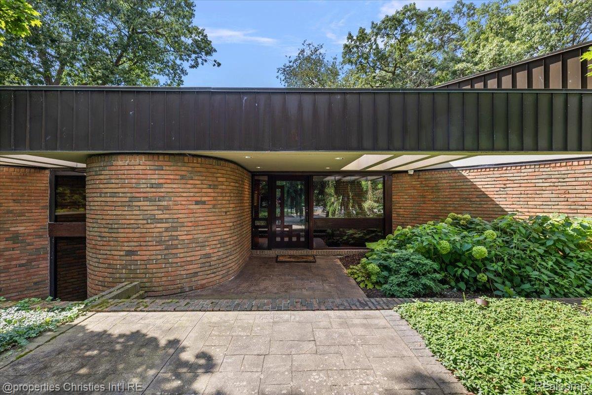 4647 Private Lake Drive