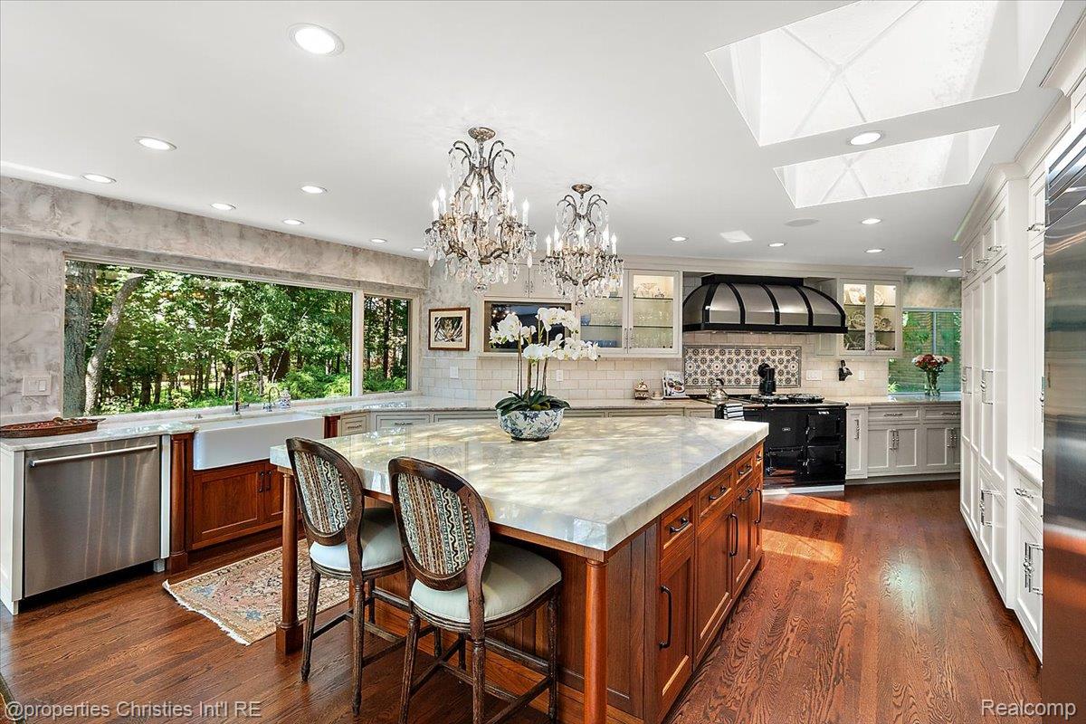 4647 Private Lake Drive