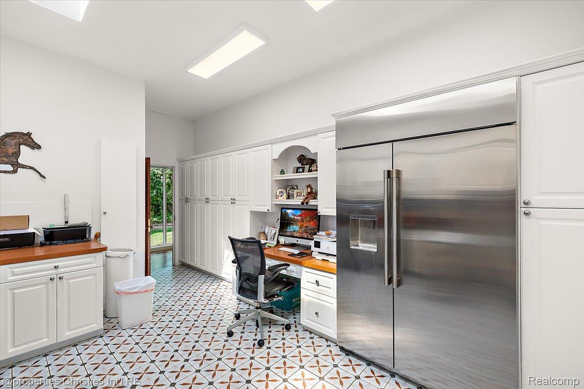 4647 Private Lake Drive