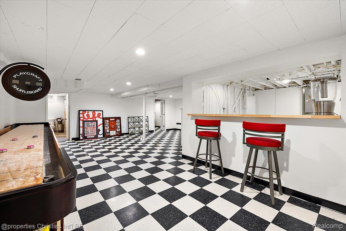 8441 Northfield Boulevard