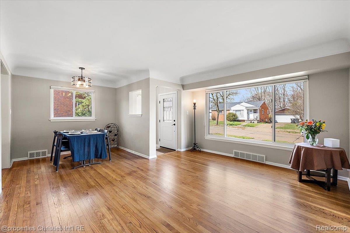 8441 Northfield Boulevard