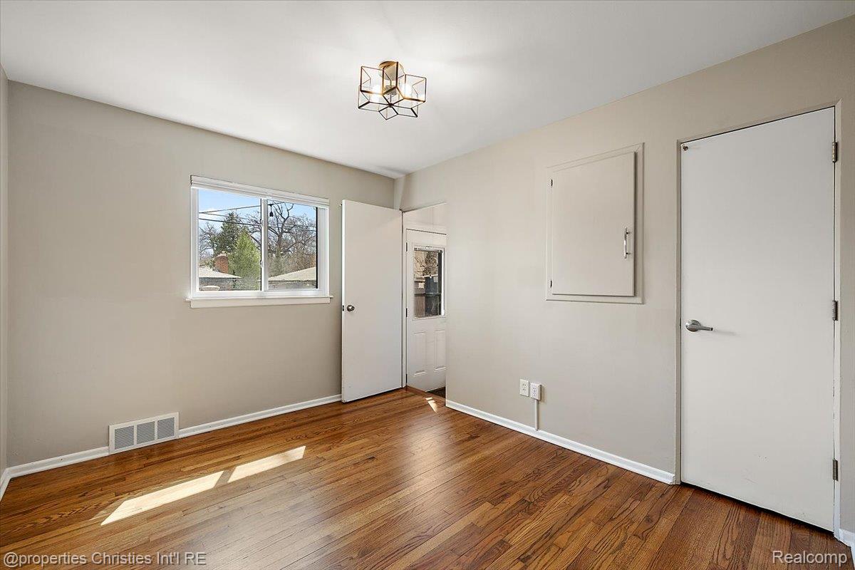 8441 Northfield Boulevard