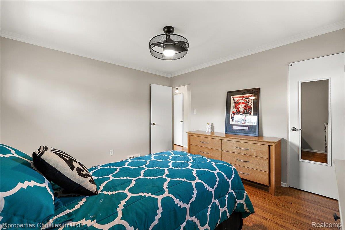 8441 Northfield Boulevard