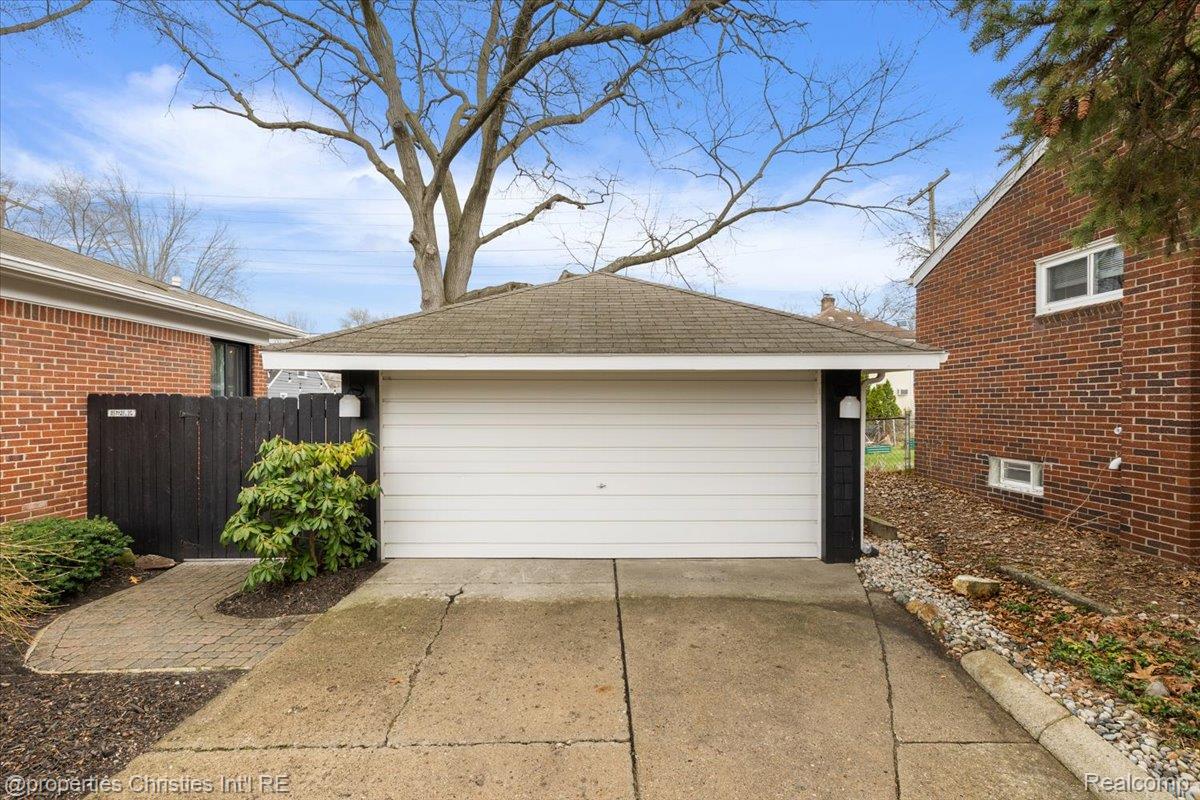 8441 Northfield Boulevard