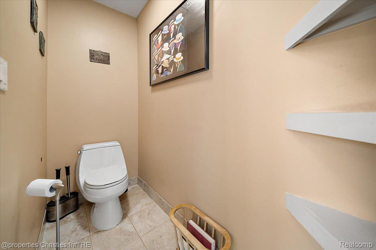 2685 Elizabeth Lane
