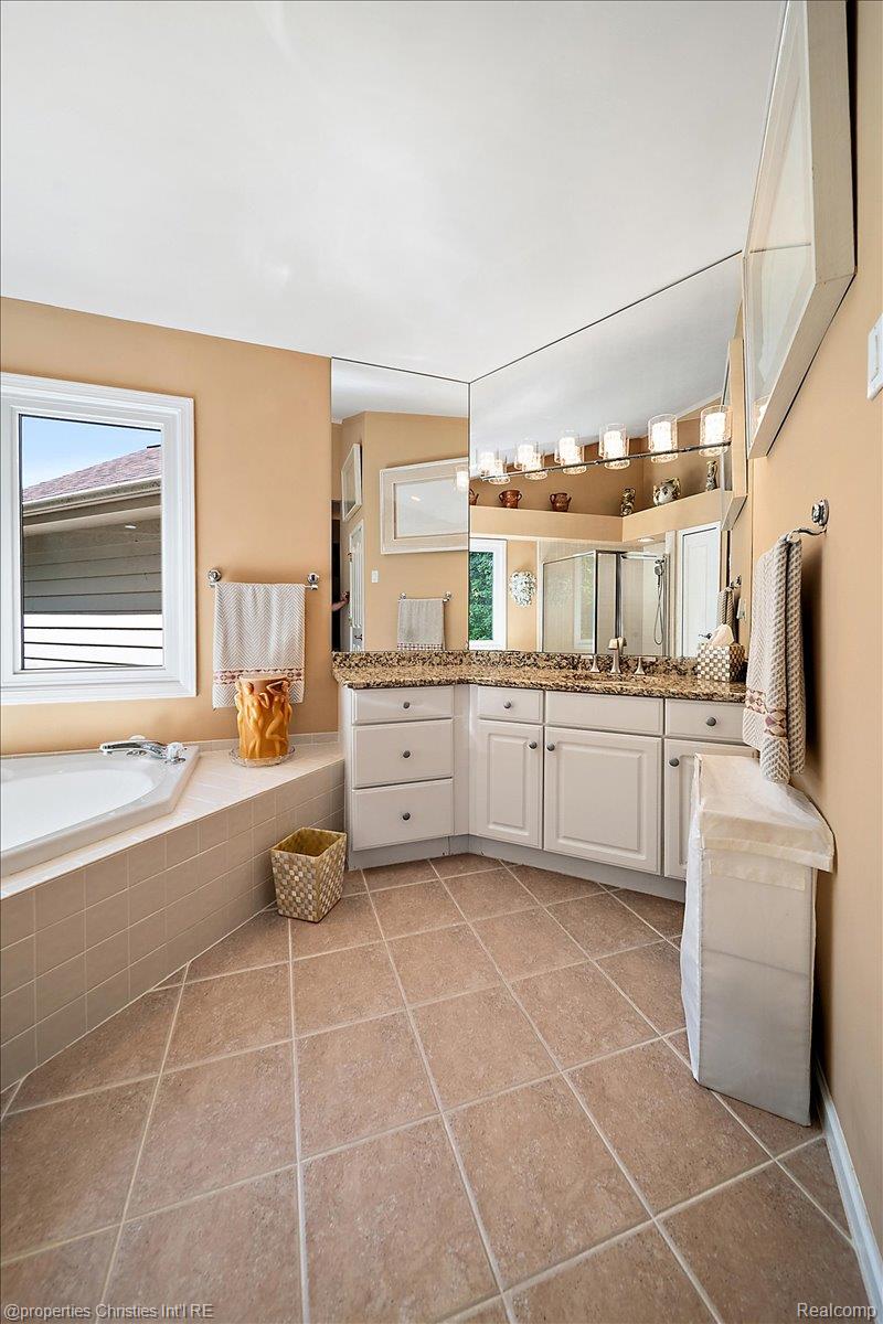 2685 Elizabeth Lane