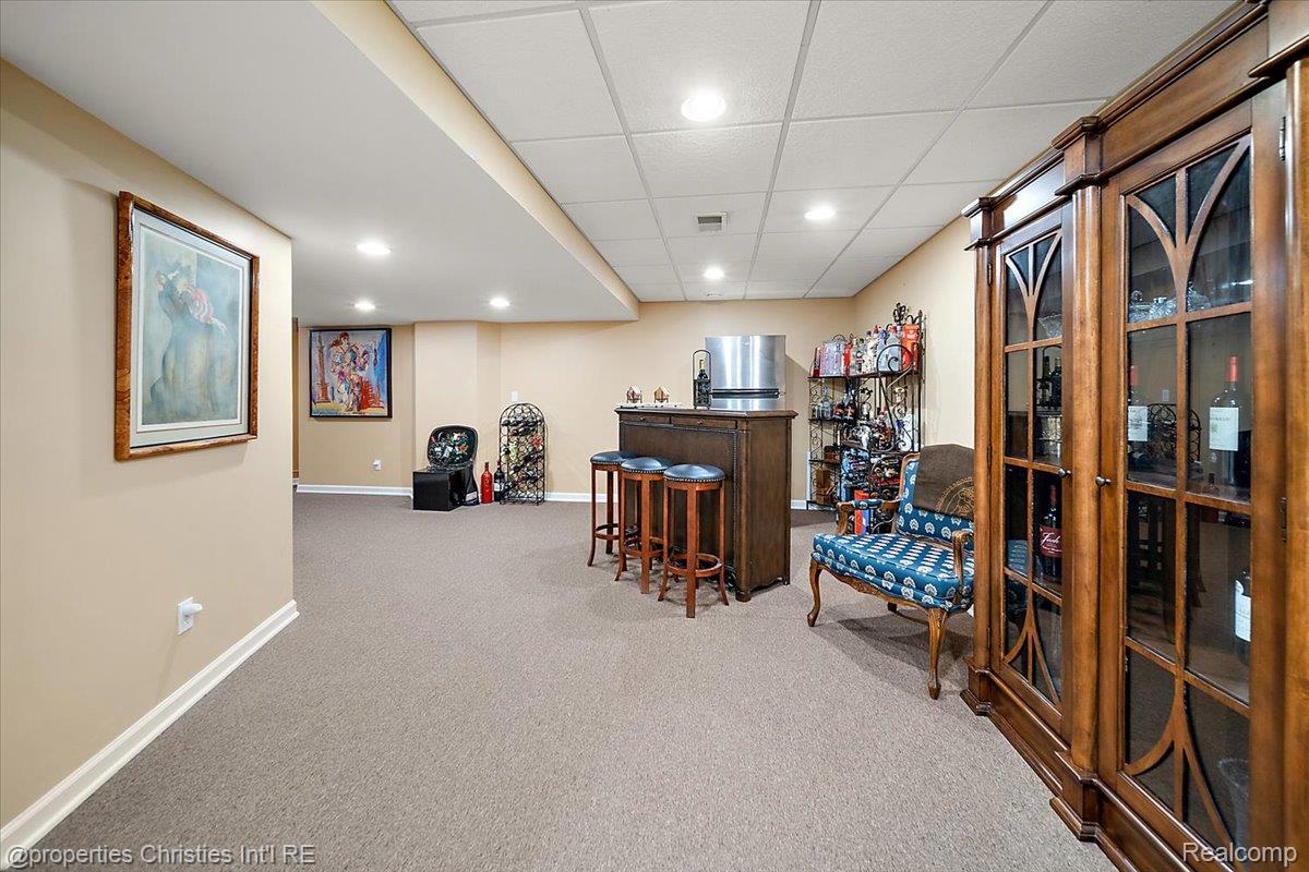 2685 Elizabeth Lane