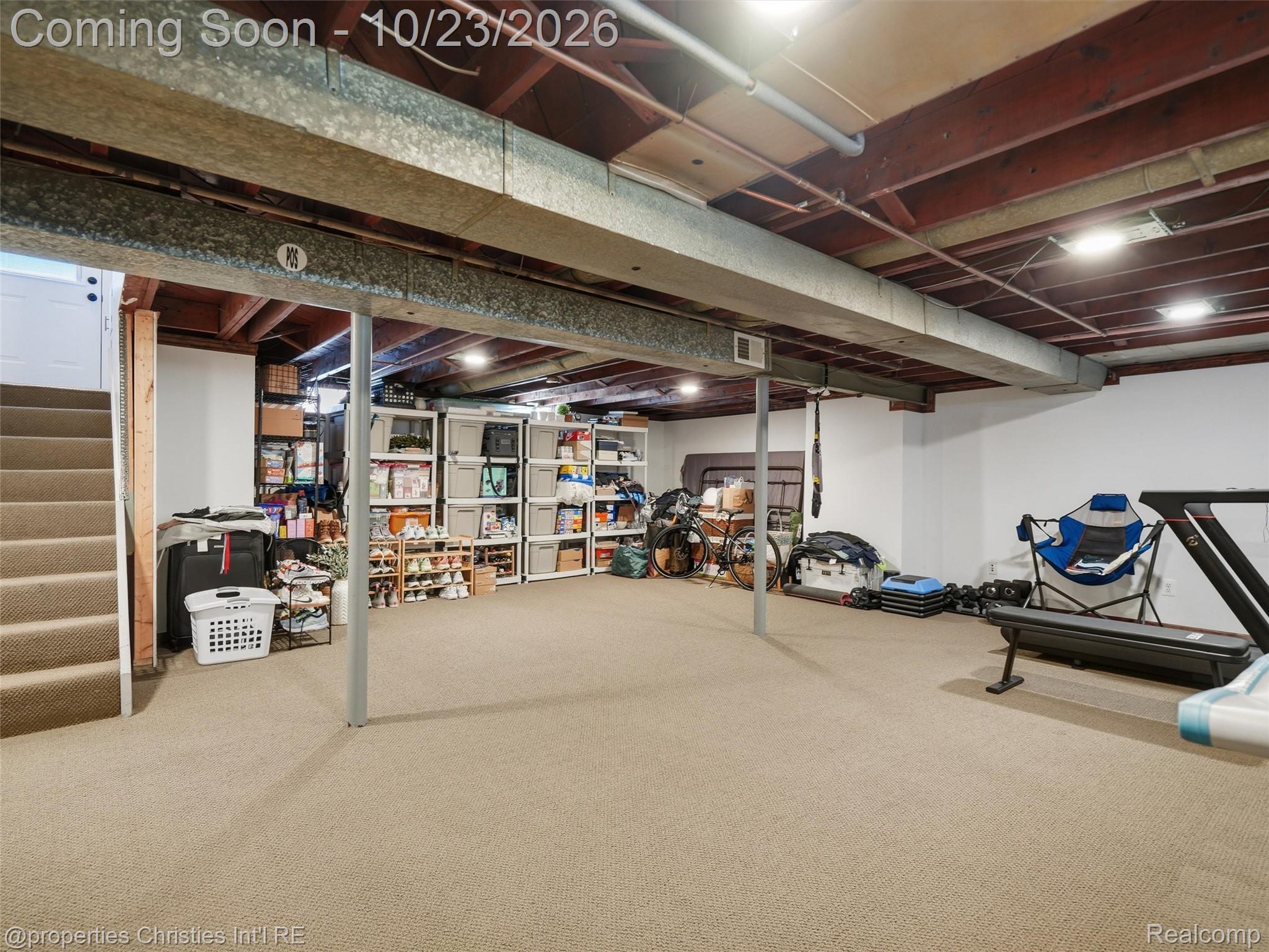 1112 E 4th ST