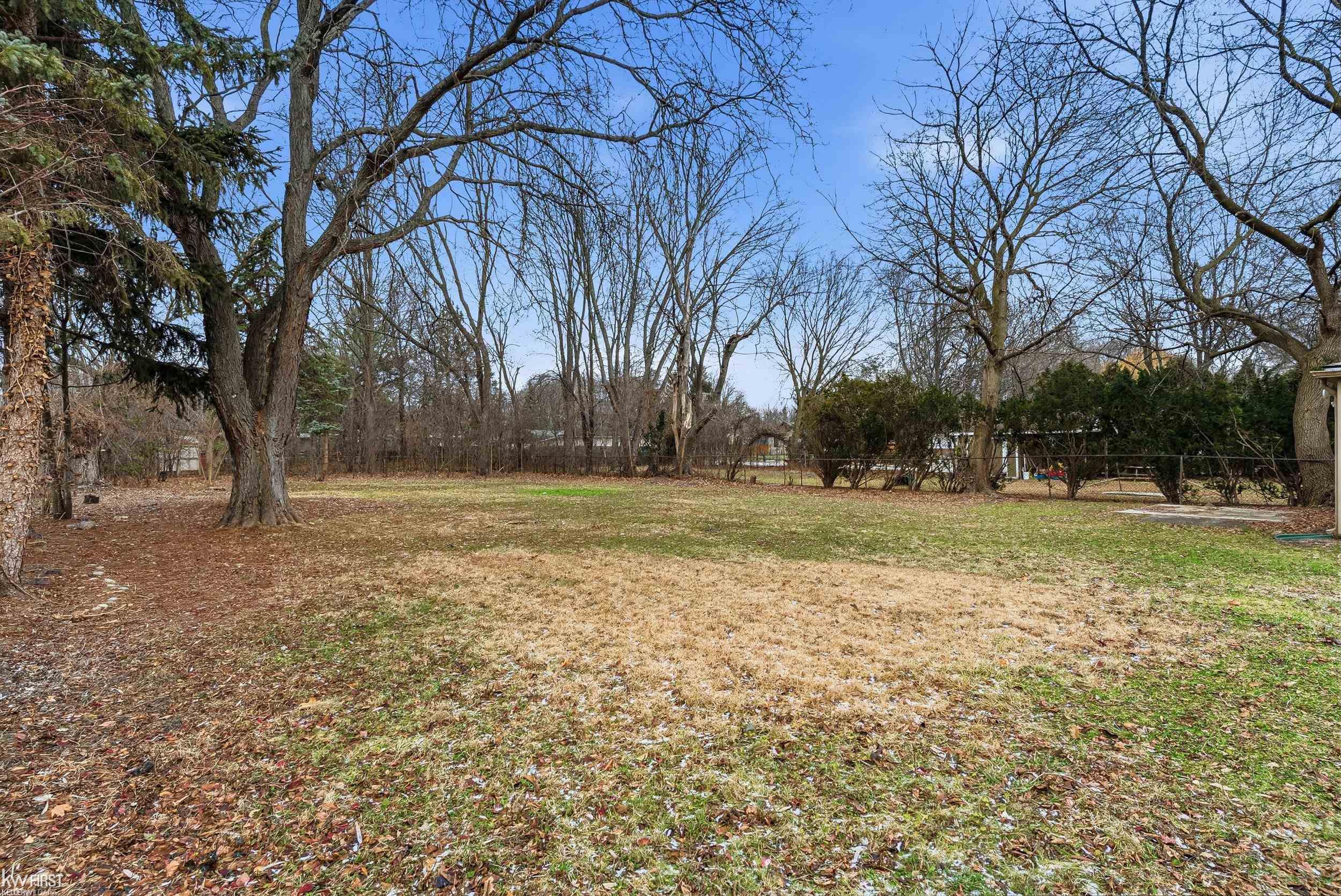 5093 Northlawn Drive