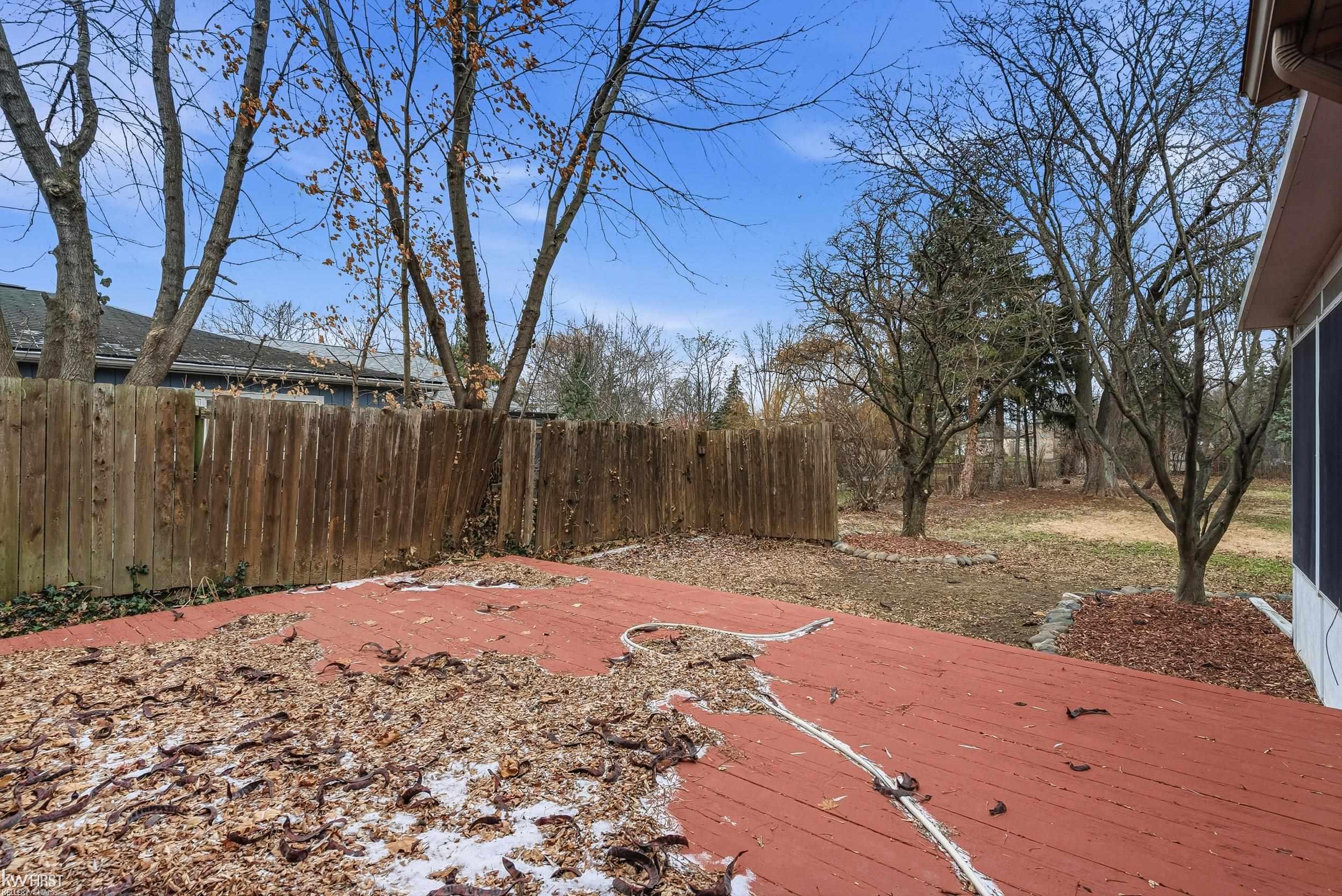 5093 Northlawn Drive