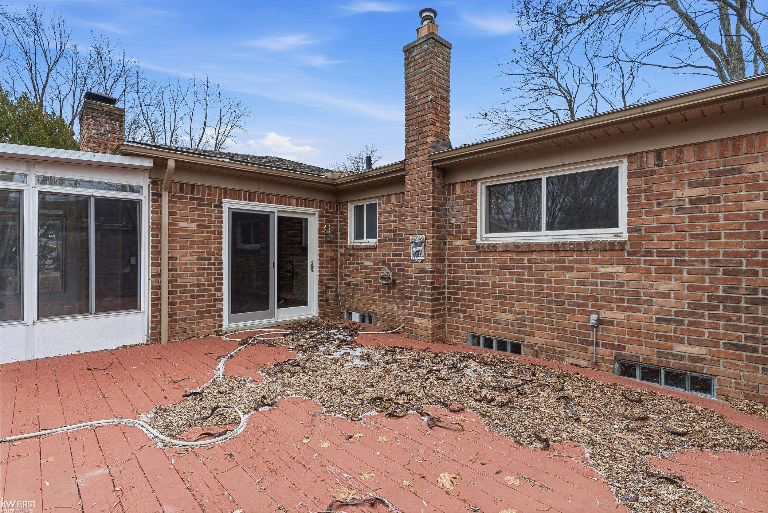 5093 Northlawn Drive
