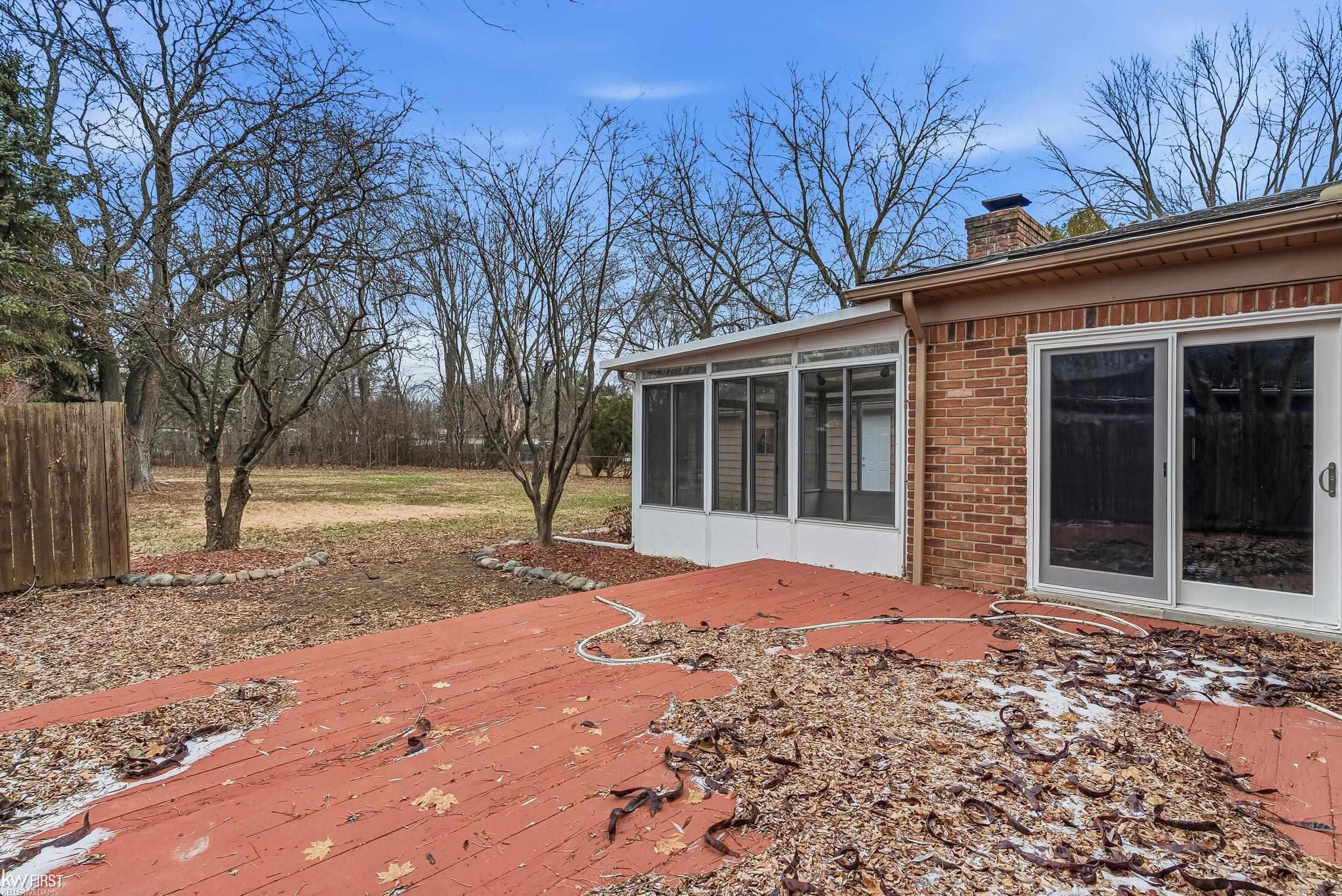 5093 Northlawn Drive