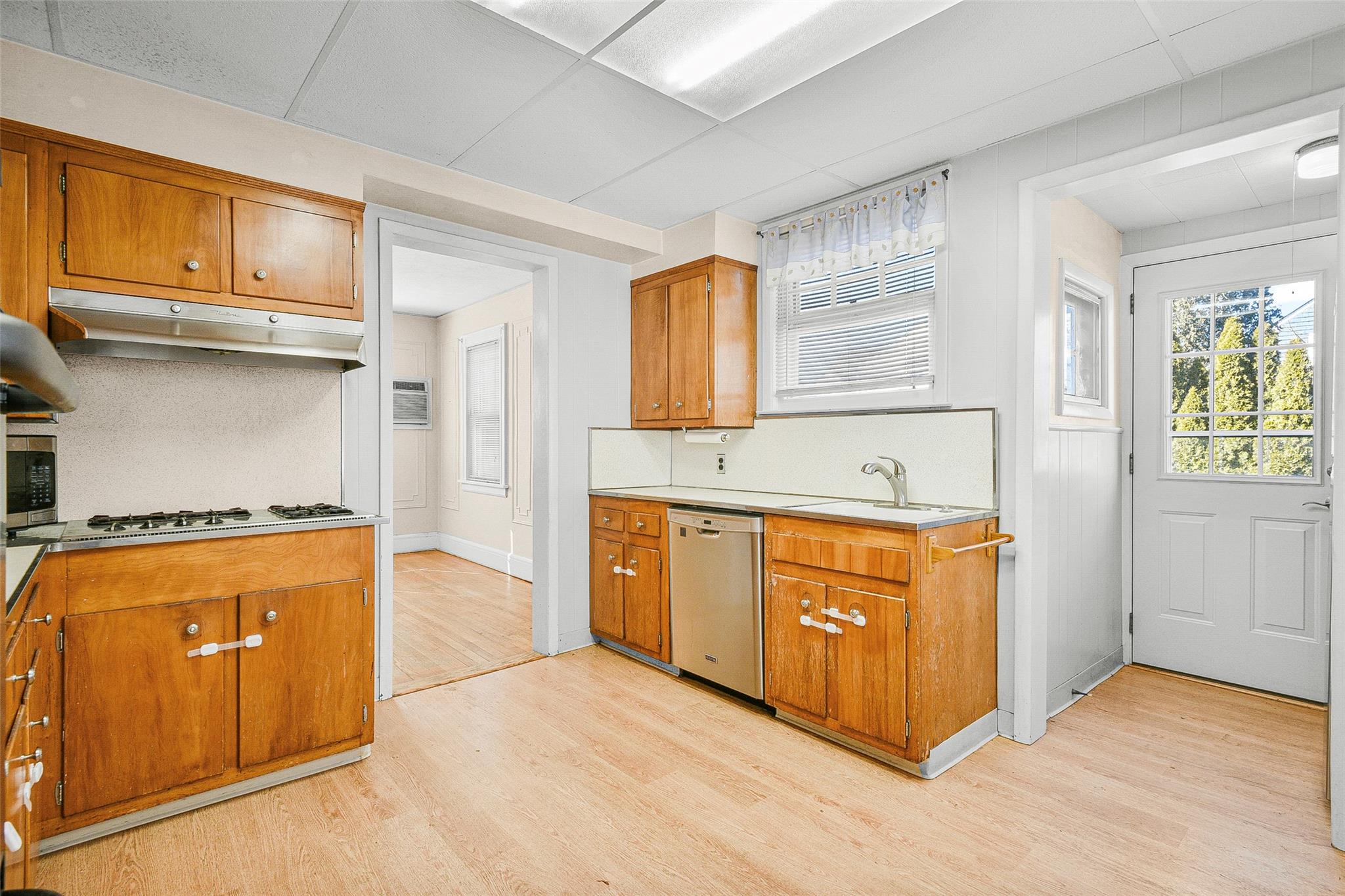 127 Third Avenue