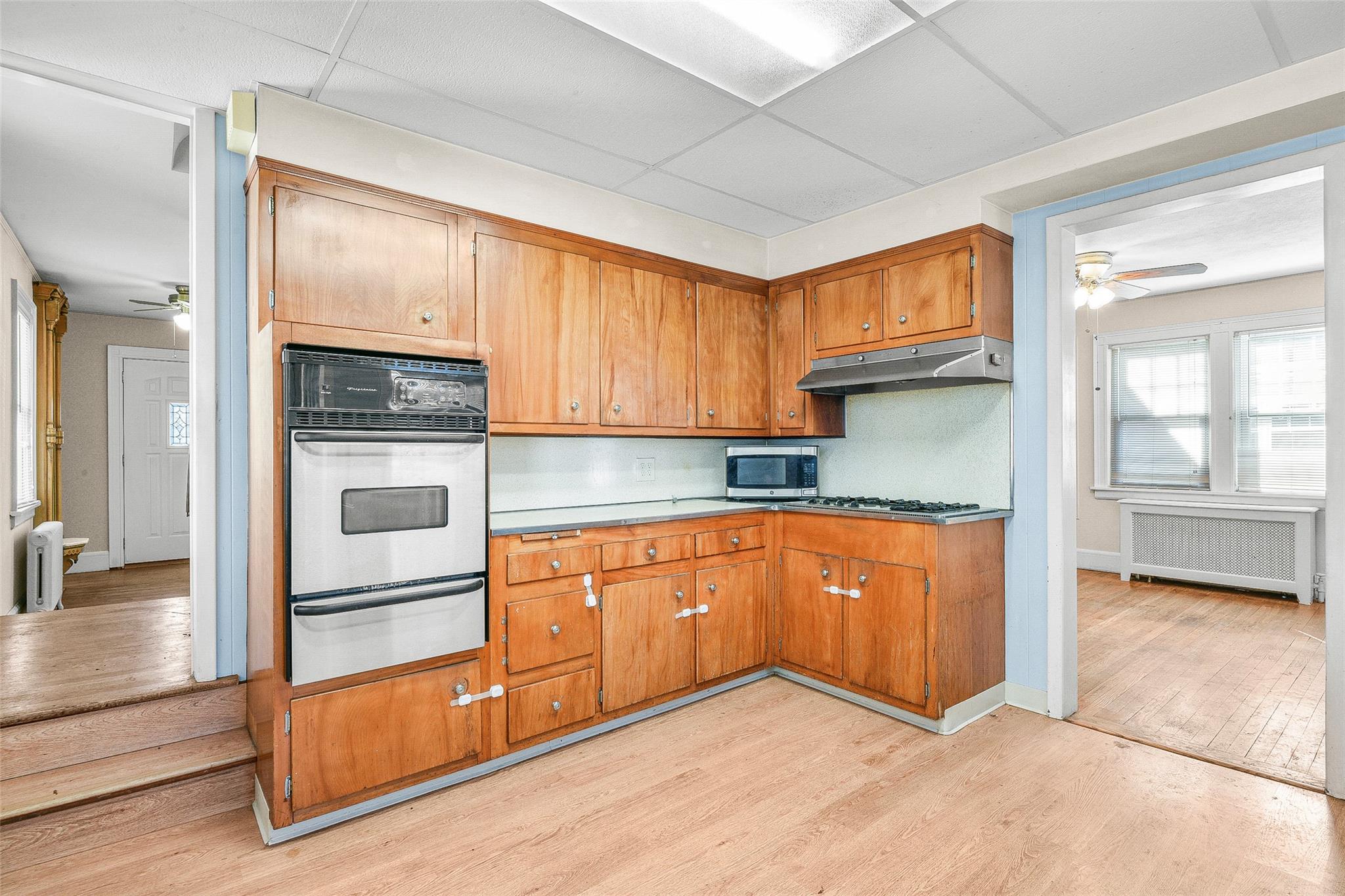 127 Third Avenue