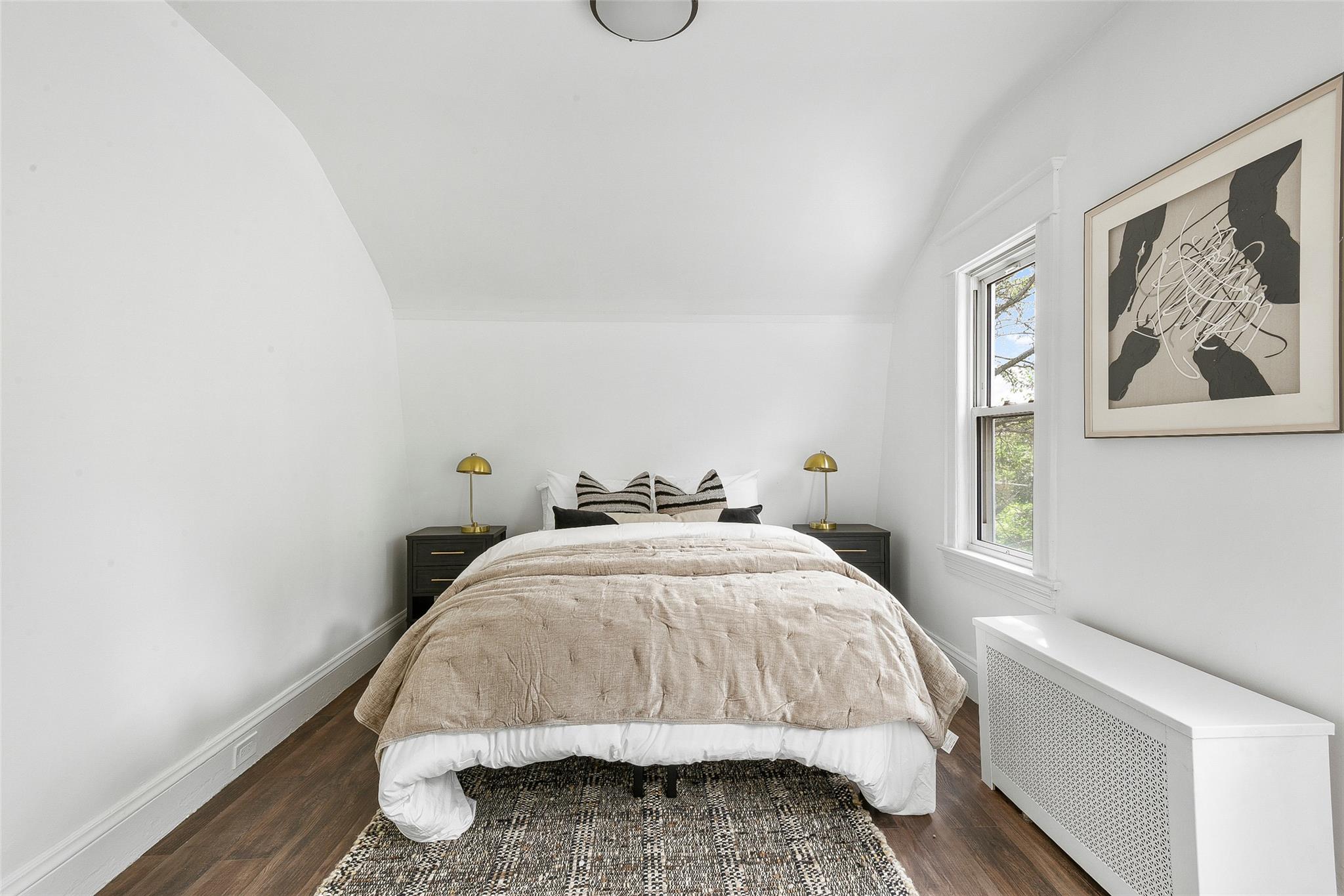 357 (aka 181) Eldridge Avenue