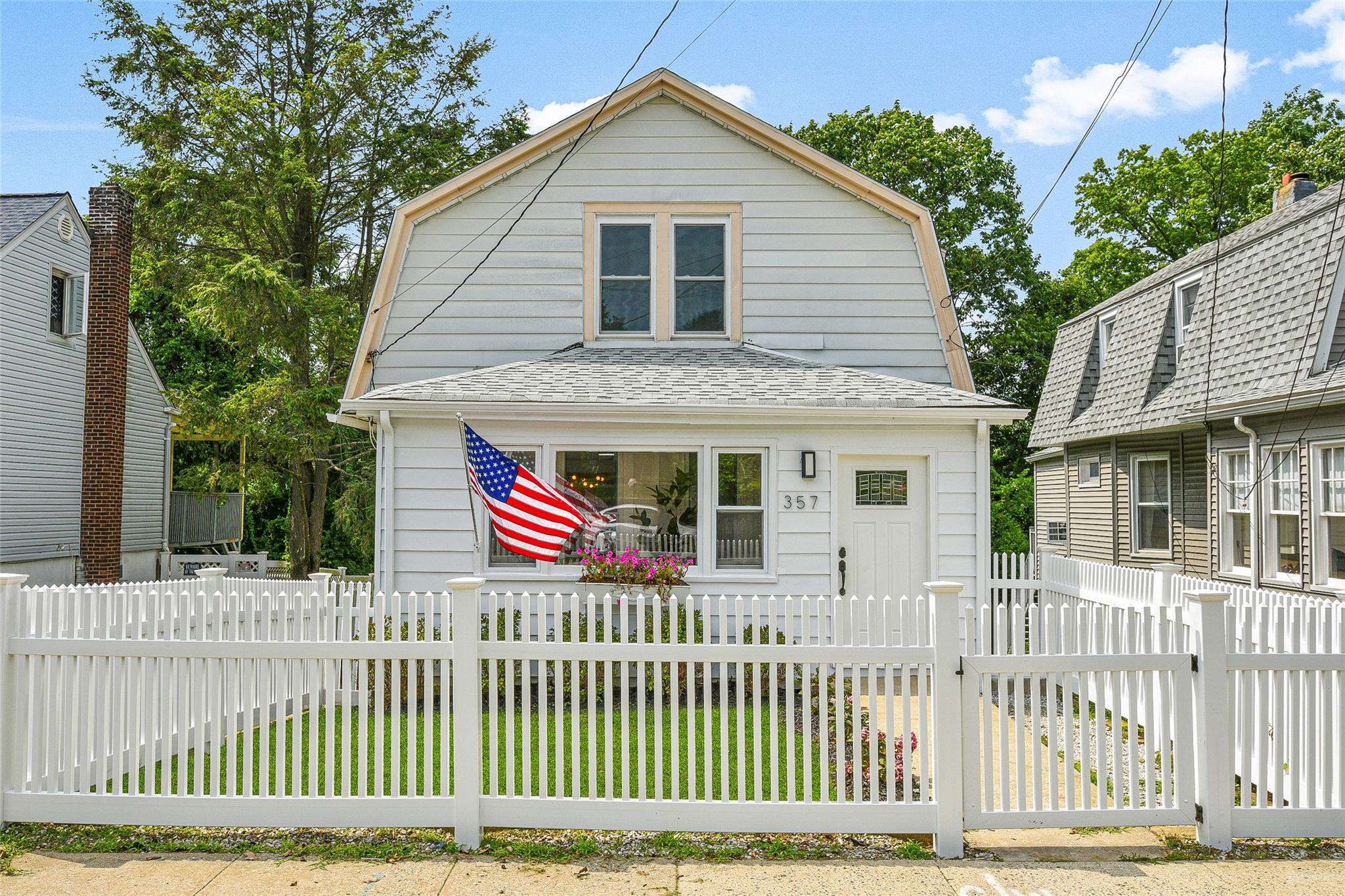 357 (aka 181) Eldridge Avenue