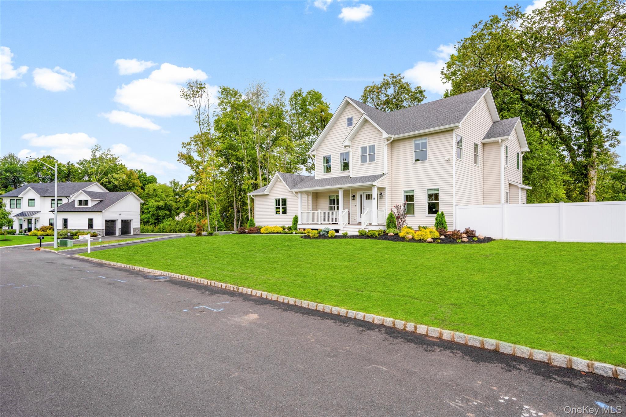 28 Pvt Del Regno Court