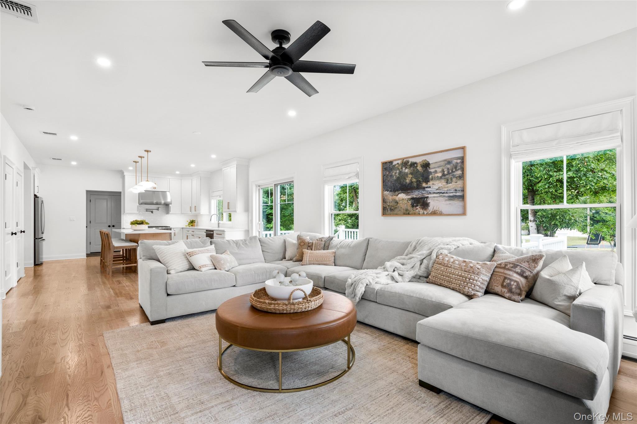 28 Pvt Del Regno Court