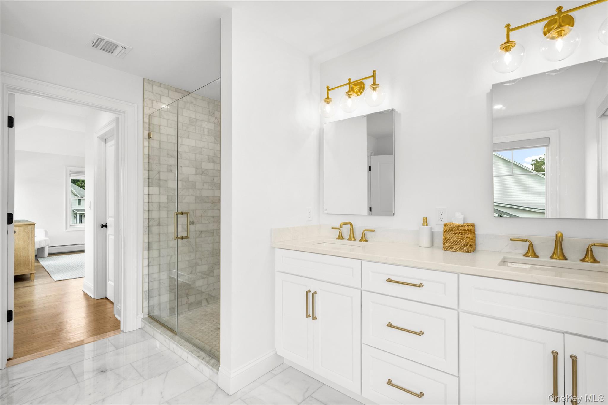 28 Pvt Del Regno Court