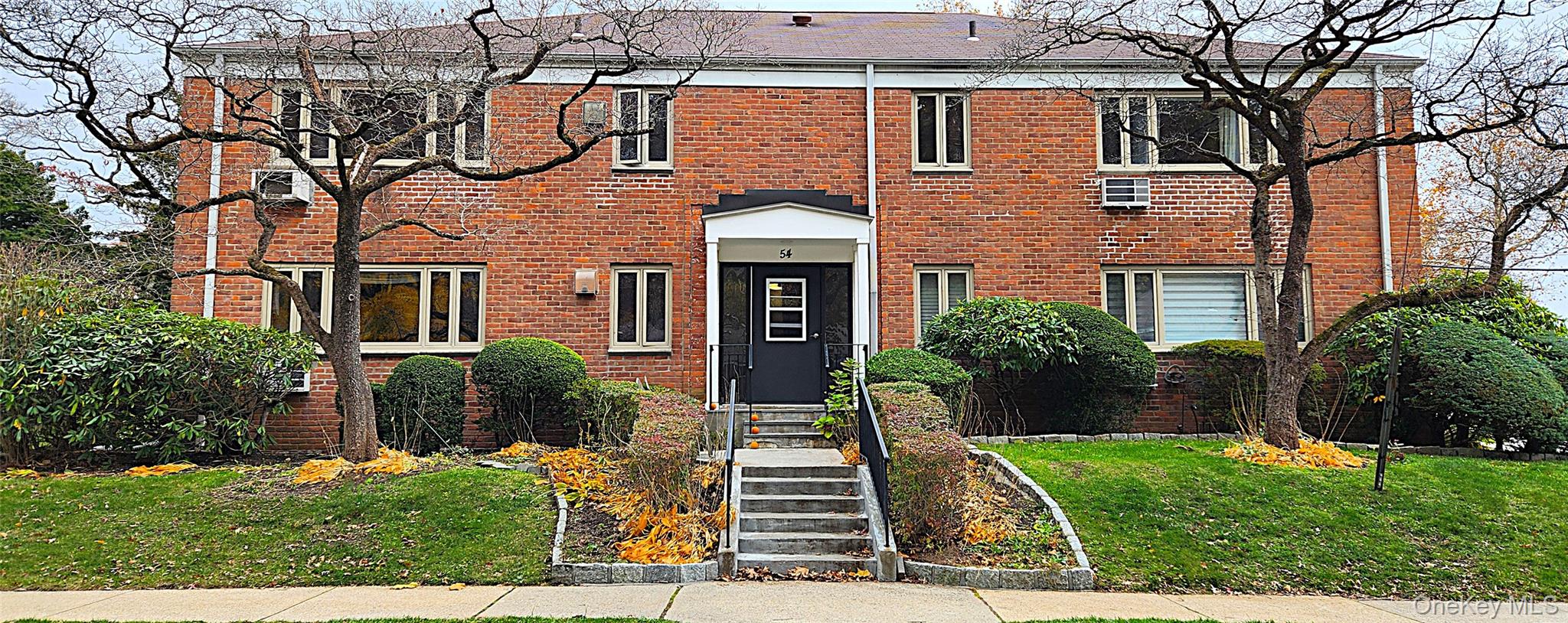 54 Lawrence Drive Unit: A