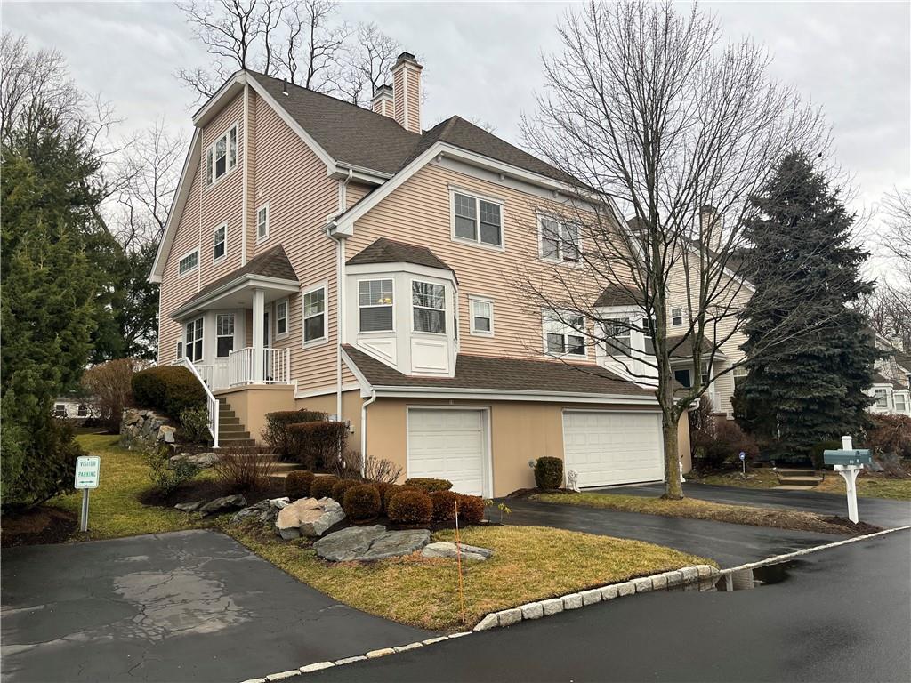10 Winding Ridge Road