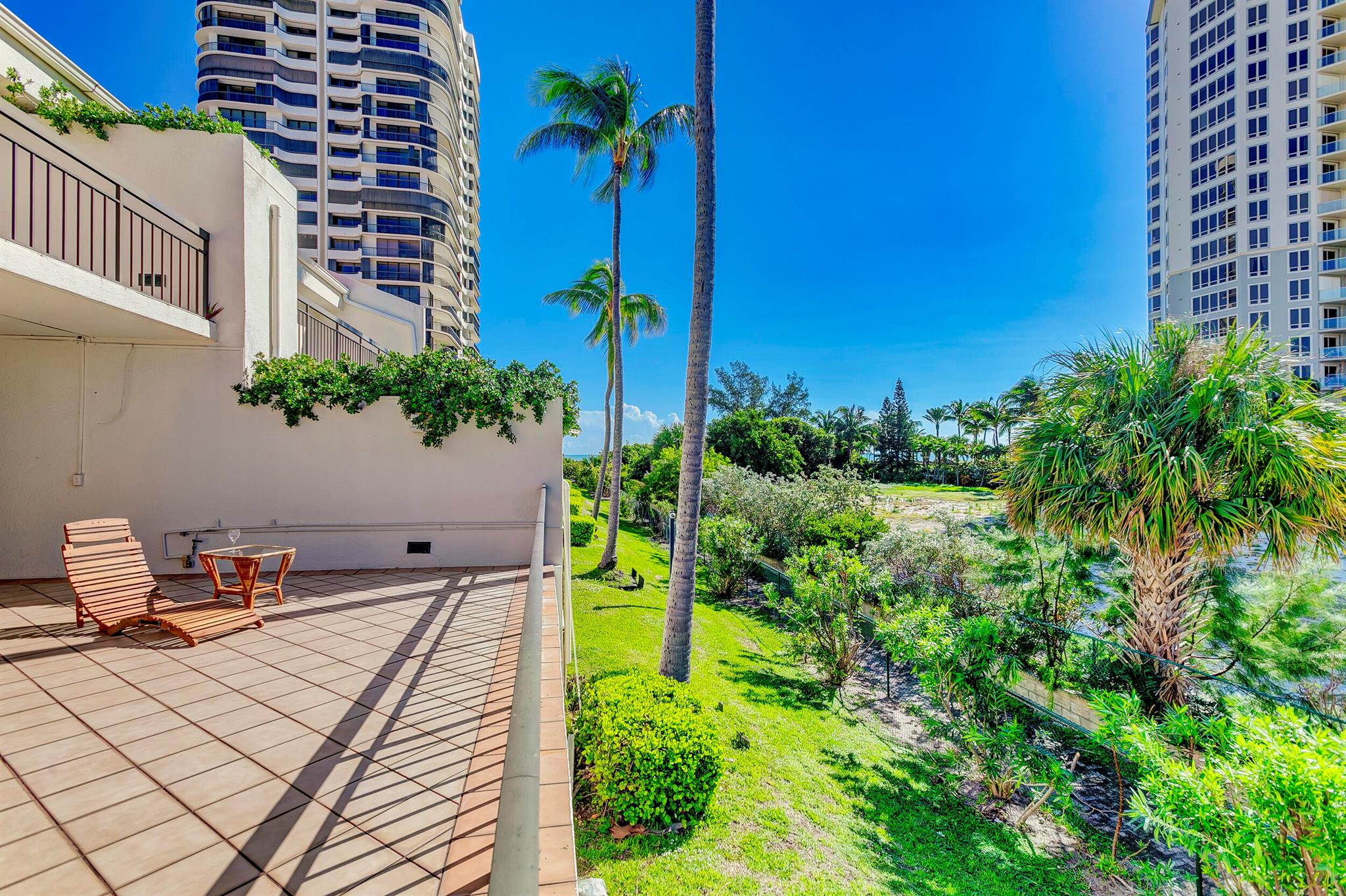 3974 N Ocean Drive 4