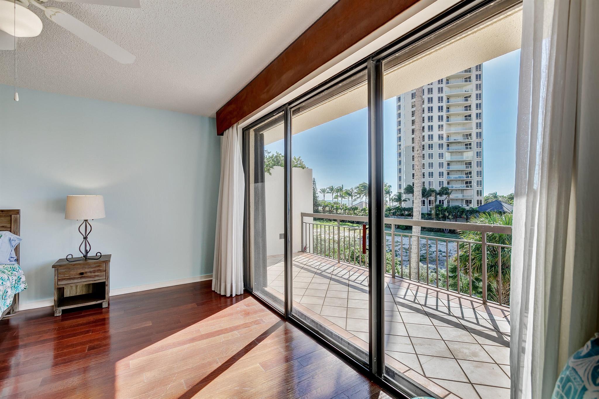 3974 N Ocean Drive 4