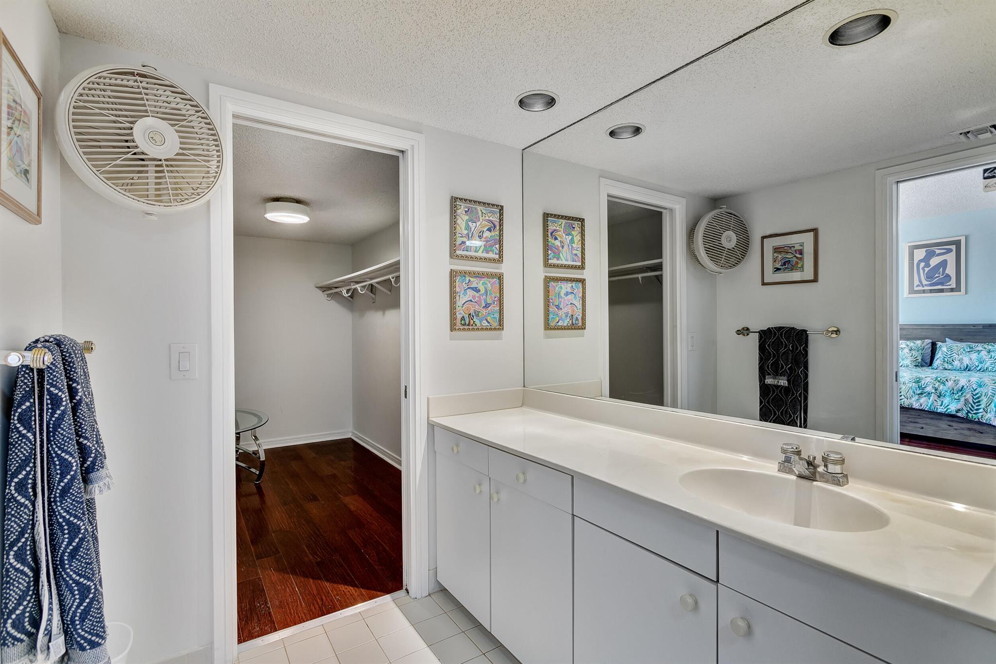 3974 N Ocean Drive 4