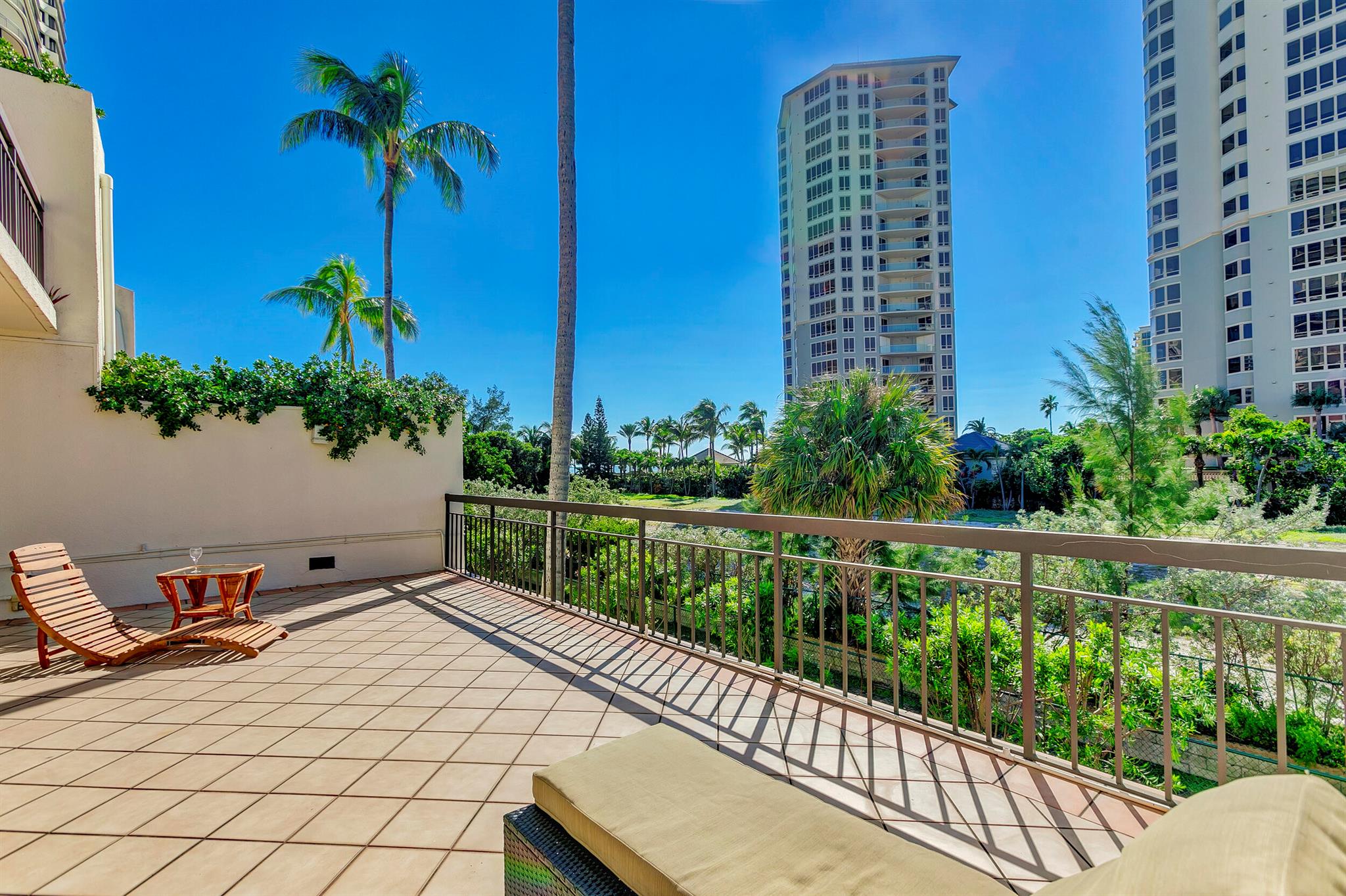 3974 N Ocean Drive 4