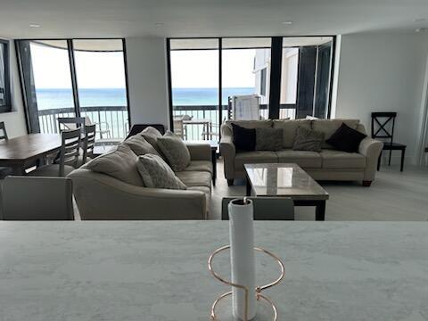 5380 N Ocean Drive 17e