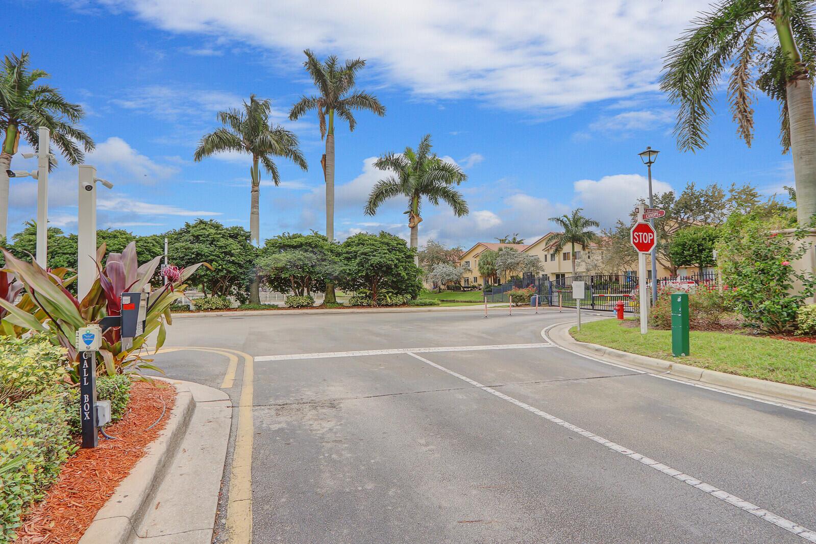 3215 Scarletta Drive