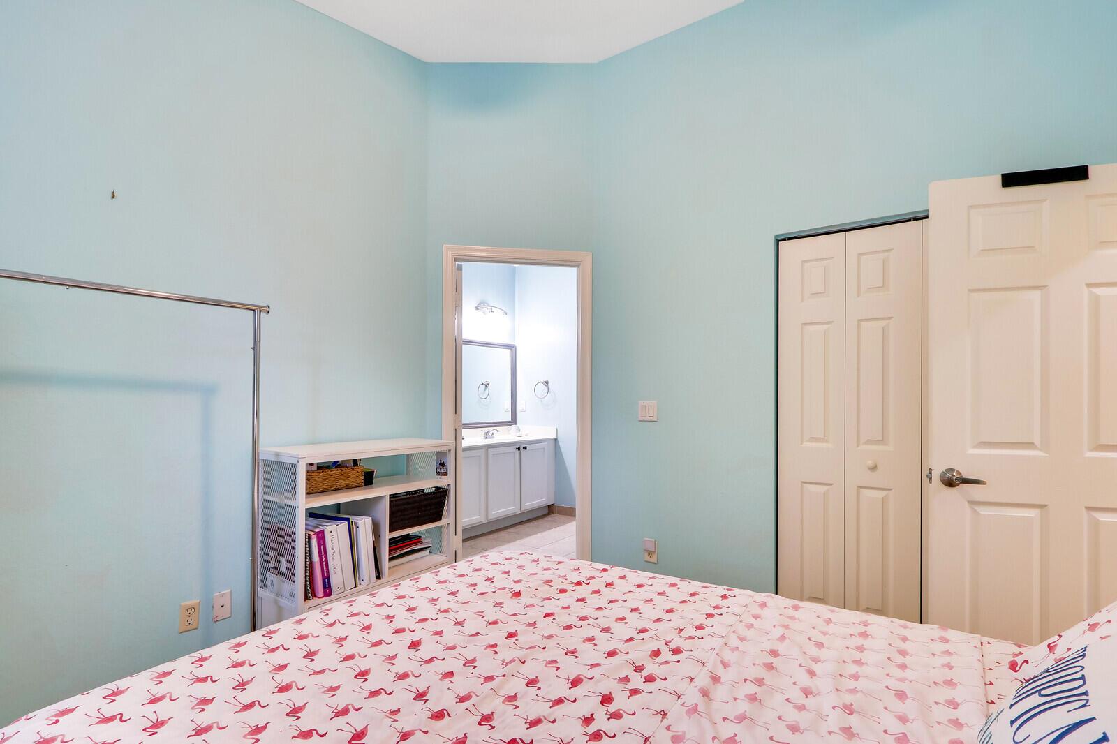 3215 Scarletta Drive