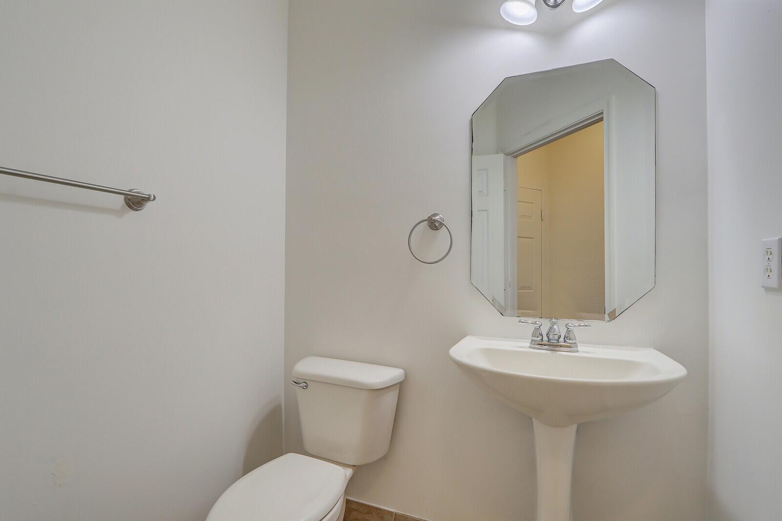 3215 Scarletta Drive