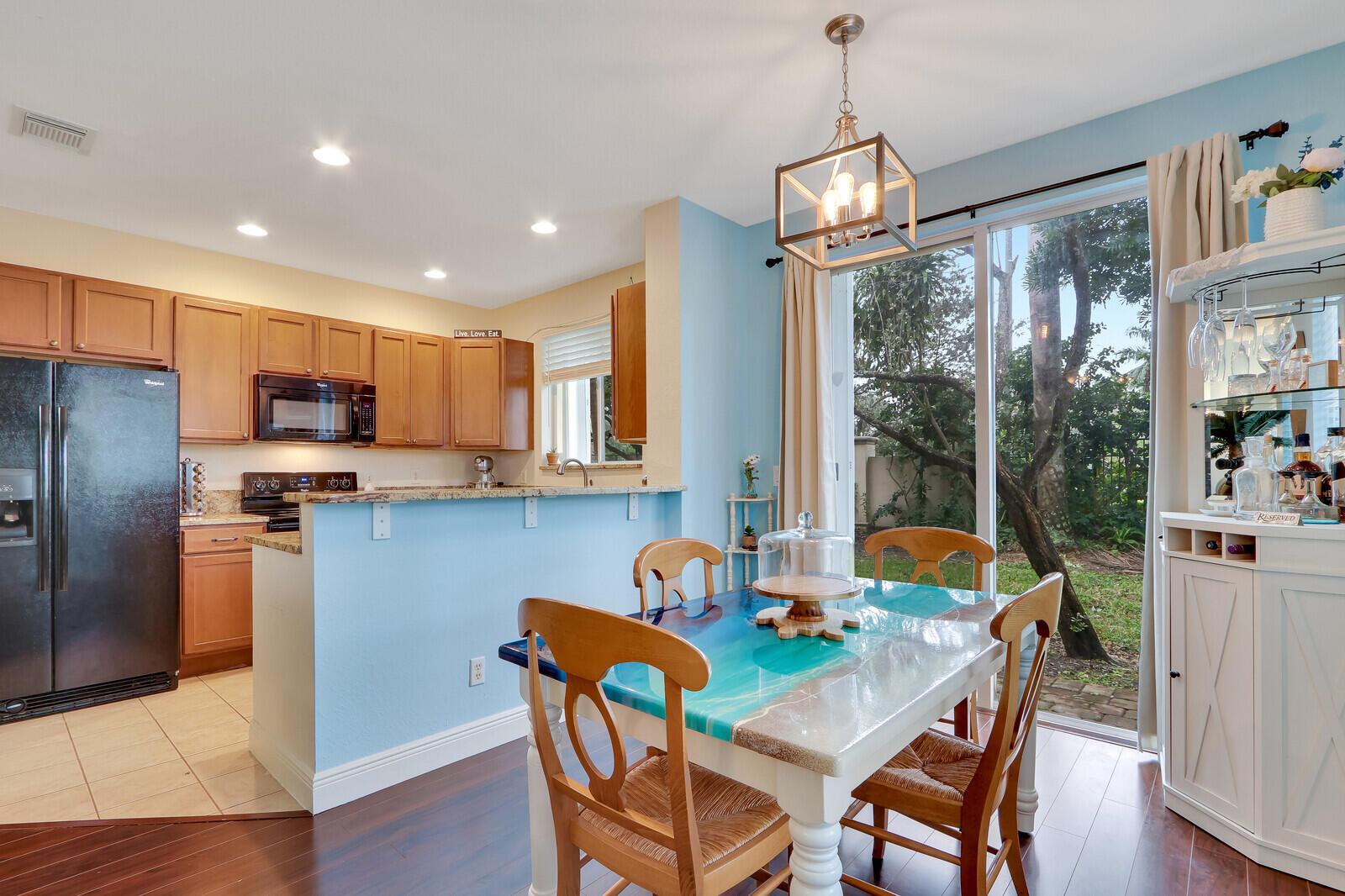 3215 Scarletta Drive