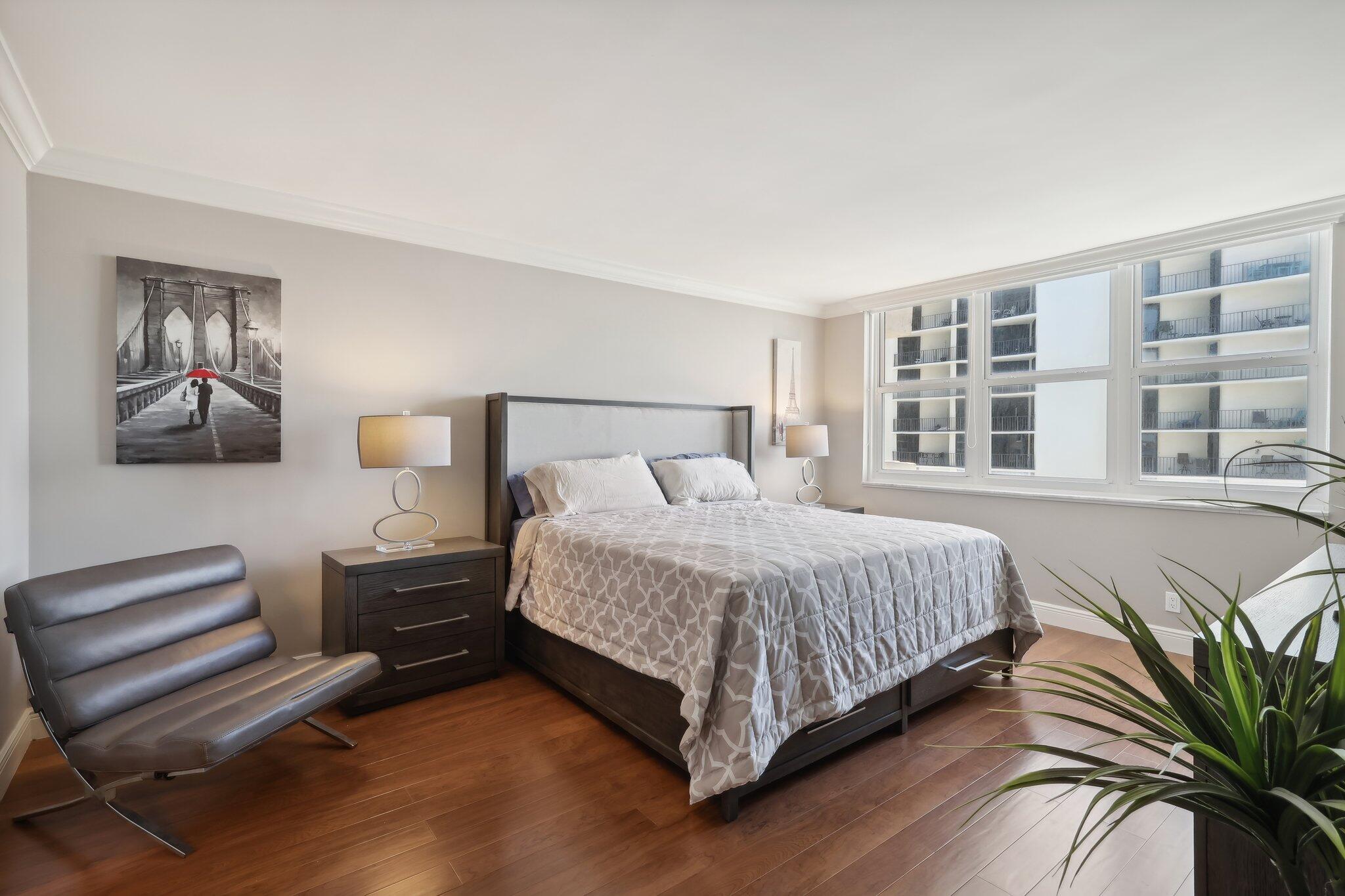 5440 N Ocean Drive 903