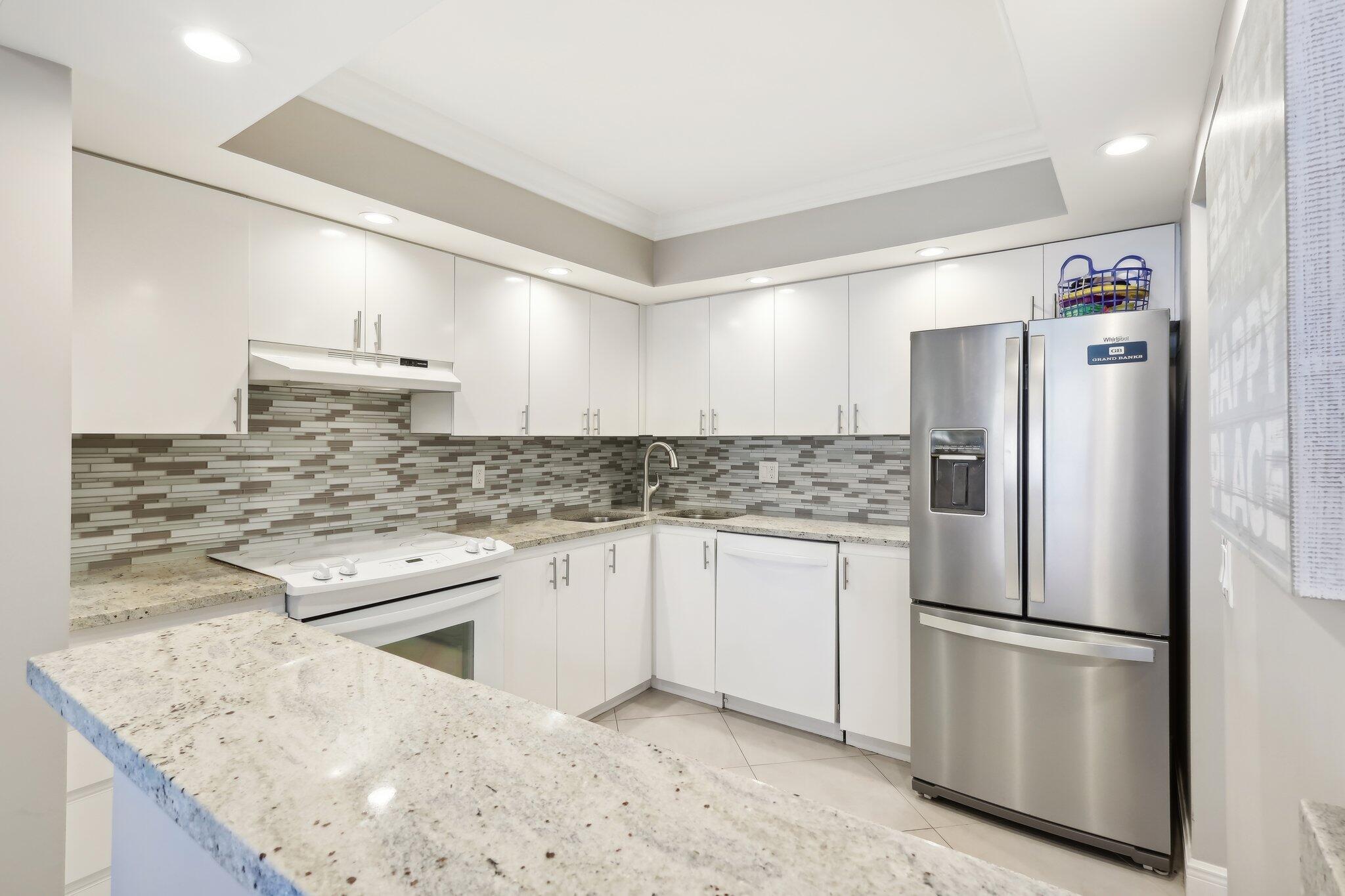 5440 N Ocean Drive 903